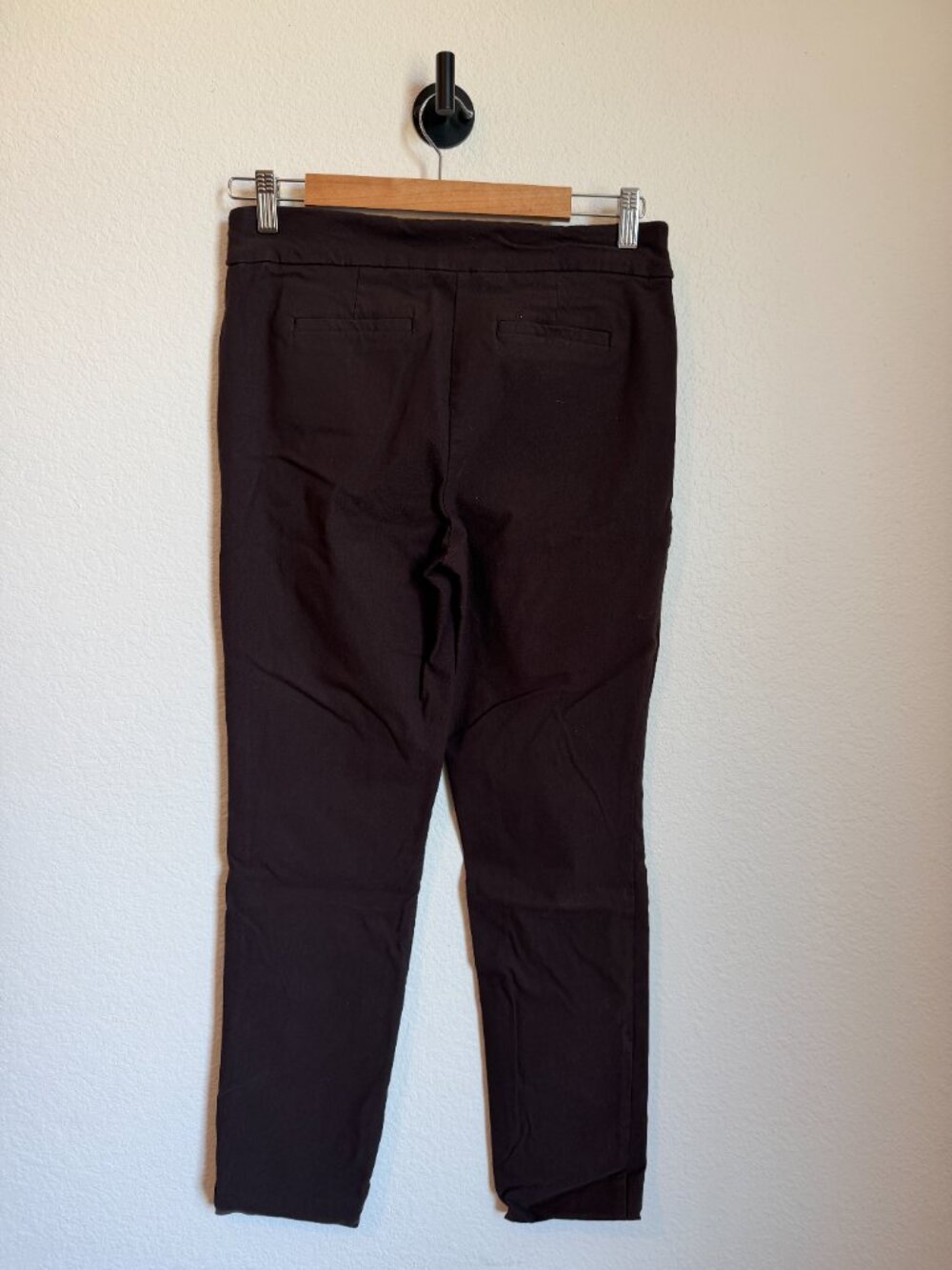 Chico's Brown Pull On Slim Ankle Pants Size 1R Stretch Career Casual - Picture 5 of 9